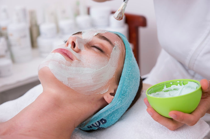 LED Light Therapy Mask Benefits: The Science Explained